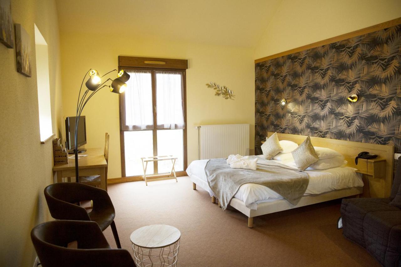 Logis Hotel Restaurant De La Poste Et Spa De Montagne Le Bonhomme Room photo