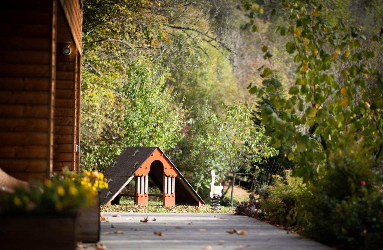 Logis Hotel Restaurant De La Poste Et Spa De Montagne Le Bonhomme Exterior photo
